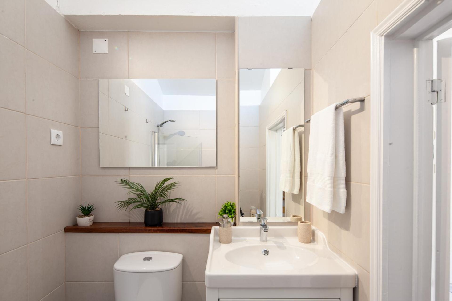 אנטוגויה דה באלייה Silvercoast Apartments - Swimming Pool & Jacuzzi מראה חיצוני תמונה